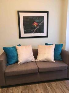 Rustic 1 BR Apartment Poolside View