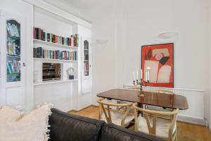 Knightsbridge Home Near Hyde Park and Harrods