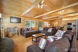 Stunning Log Cabin Close to Panguitch Lake