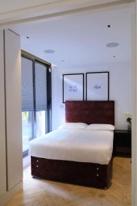 Cosmopolitan Hideaway