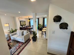 Casa familiar para estrenar! 10 mins de la playa