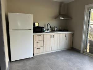 3-bedroom Villa in Lakefield #12