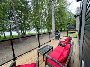 3-bedroom Lakefront Villa #2