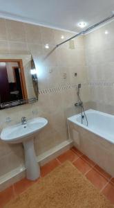 Подобова оренда 1кімнатної квартири в мальовничій центральній частині міста,район Любави!В наявності бойлер та кондиціонер