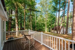 Arbutus Lake-Pine Forest-Pontoon Rentals