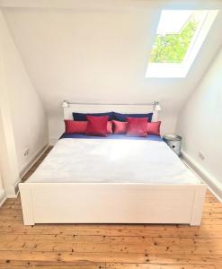 64 qm Harmonic Design mit Küche, ruhige und begrünte Lage , Innenstadt Ost