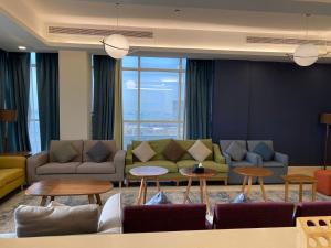 كورت للشقق المخدومة