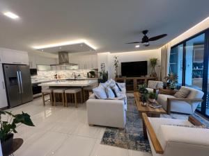 Apartamento de playa recién remodelado