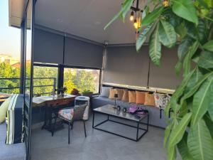 The Rooftop Hostel