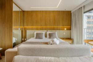 Estúdio em Cond. c Piscina no Paraíso ZAH0811