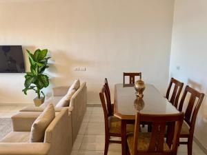 ALEX HOMES - Sidi Gaber Cozy Apartment with Direct Sea View - Families Only