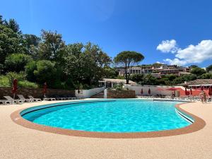Les Restanques Bruyeres 2001 proche piscine