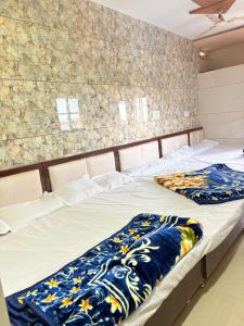 Hotel Shree dhan Laxmi palace