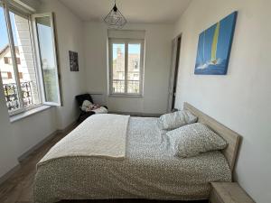 T2 avec balcon à 5 mn à pied de la mer