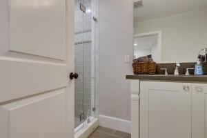 5 Bedroom plus loft room, 3 Bath home