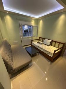 UpTown40 Ground Floor Apartment with Easy Free Street Parking