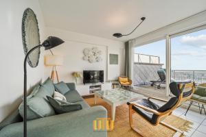 Summer studio with big sunny terrace