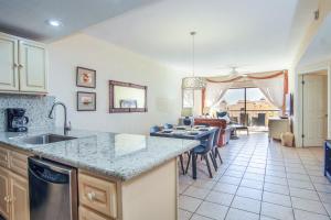 Sandy Bottoms Wonderful Ocean View Condo