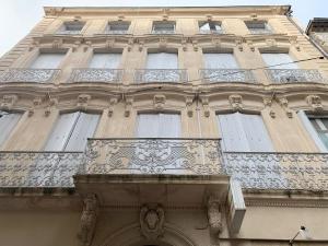 Le Quatre superbe T2 Internet WiFi Coeur historique Parking 45 m2