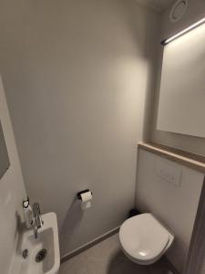 Stijlvol nieuwbouwappartement op wandelafstand zee - INCLUSIEF PARKEERPLAATS