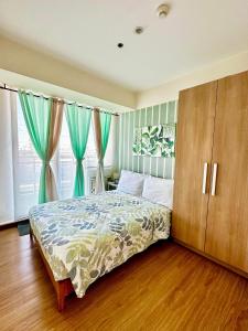 Leisure Escape Azure