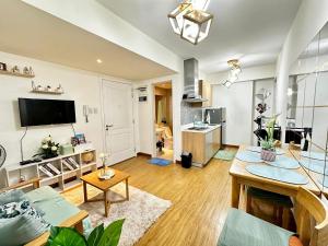 Leisure Escape Azure