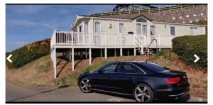 6 Berth 3 Bedroom Large Lodge, Decking, Private Parking, 2 Bathrooms inc Bath
