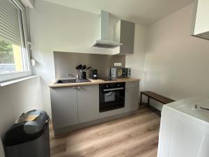 CarlAppartement Elegance et Confort avec Wi-Fi & Parking II