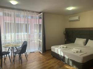 Судио Диксан