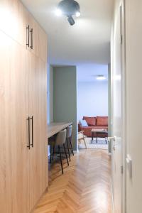 Lilis Studio 1, New 2025, Quiet Location