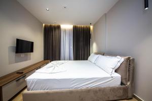 Apartments Ajdens Place