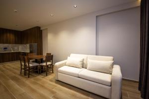 Apartments Ajdens Place