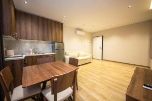 Apartments Ajdens Place