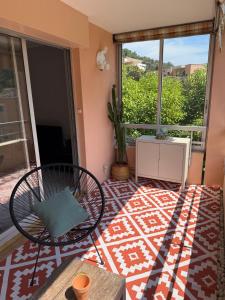 Appartement moderne dans une résidence avec piscine