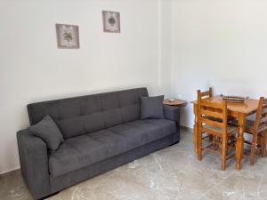 Vespoina Apartment with private parking