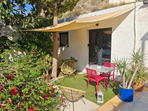 Los Nopalitos 1 -Estudio chulísimo súper equipado a 3,5km de Carboneras