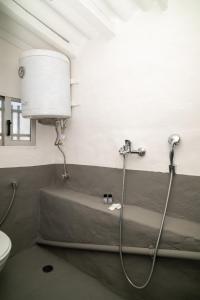 Kokkari Sea View Traditional Greek Home