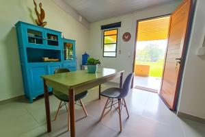 Casinha Amarela - anexo ao Camping Pé na Jaca