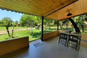 Casinha Amarela - anexo ao Camping Pé na Jaca