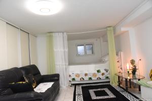 Sejours chez l'habitant Villa confort - Hebergement Touristique Grand PARIS : photos des chambres