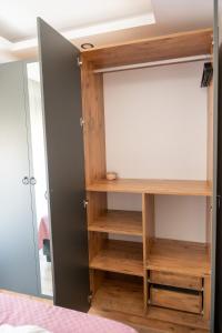 Home Sweet Home - West