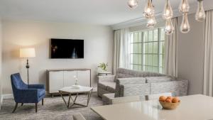 Marriotts Lakeshore Reserve 1BR Apartment with Resort Access