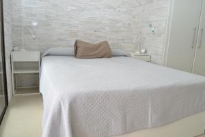 Listen the TIDE -201 A