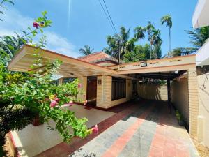 NIMA Holiday INN JAFFNA