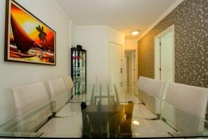 Apto com 3 quartos no centro de Balneário DM2603