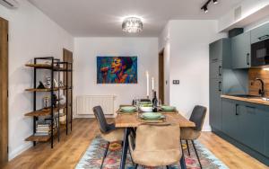 Stylish Flat with Parking in Budapests Vibrant Area
