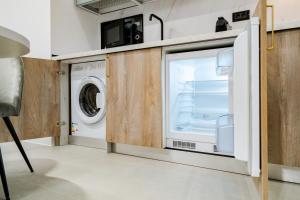 Elegant Studios - Near Piata Romana & Athenaeum