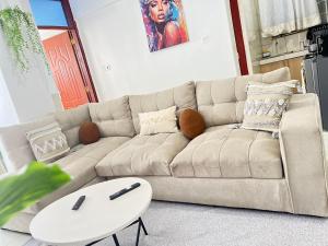 BCE fully furnished 1 bedroom Apartment