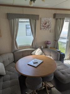 48-3 Coral beach 8 berth 3 bedrooms lead person must be over 30