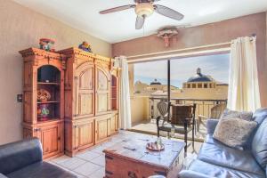 Whispering Sands Great Ocean View Condo